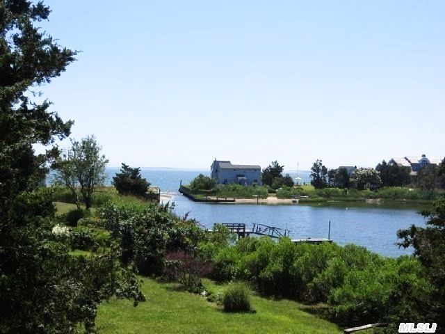 765 W Cedar Point Dr