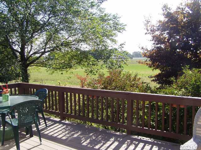 9 Lorraine Ct