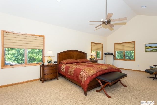 9390 North Bayview Rd