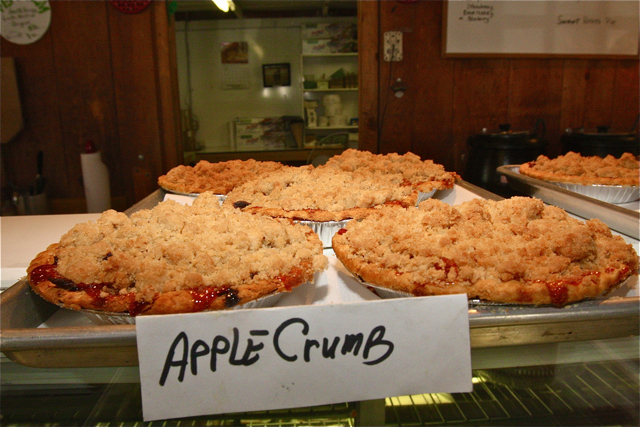 Apple crumb pie. (Credit: Barbaraellen Koch)