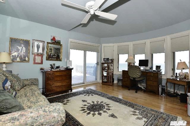 4170 Great Peconic Ba Blvd