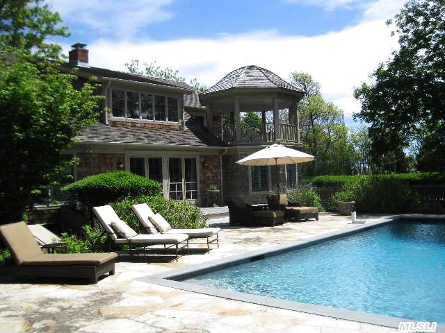 47 Peconic Ave
