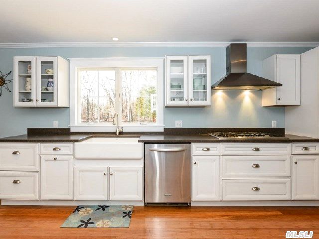 4800 Nassau Point Rd