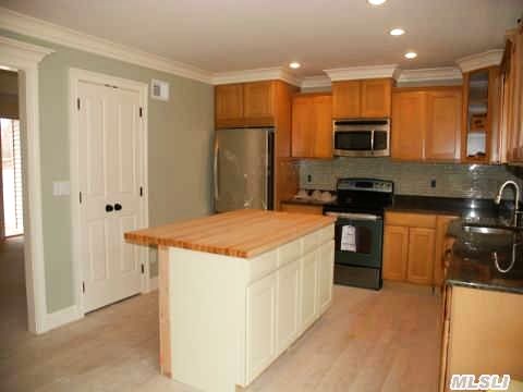 5 Honey Ln