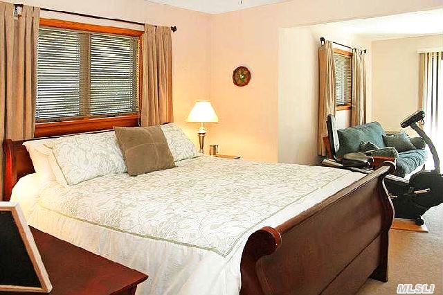 55 Snug Harbor Rd