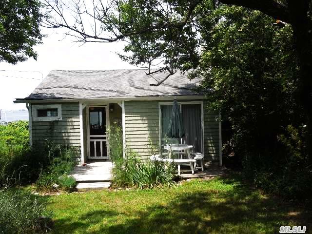 888 Sound Shore Rd