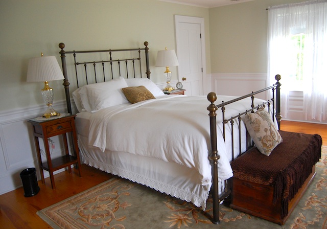 COFFEY HOUSE BED