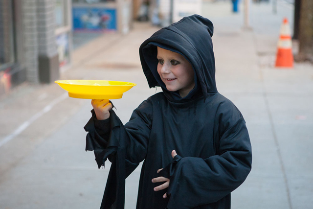 Six-year-old A.J. Szlejter tries his hand at plate spinning. (Credit: Katharine Schroeder)