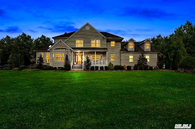 1250 White Eagle Dr