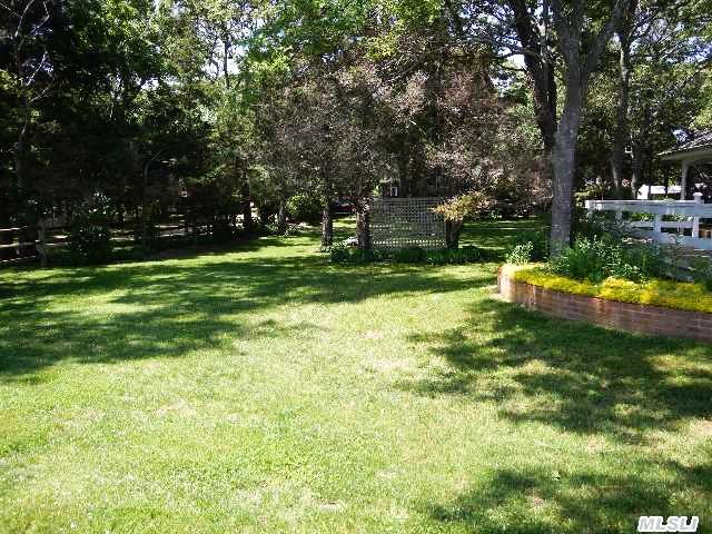 515 South Oakwood Dr