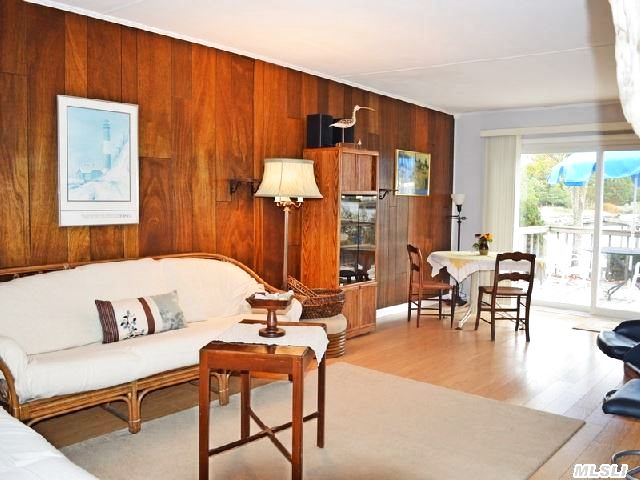 1865 Little Peconic B Ln