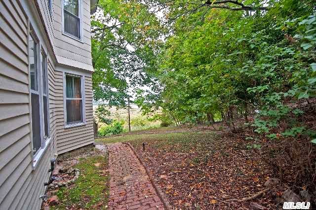 278 Sound Rd