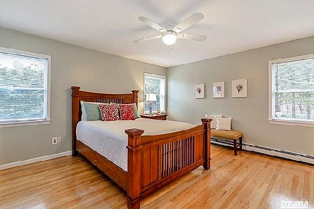 682 Peconic Bay Blvd