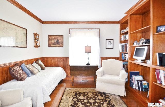 143 Pier Ave
