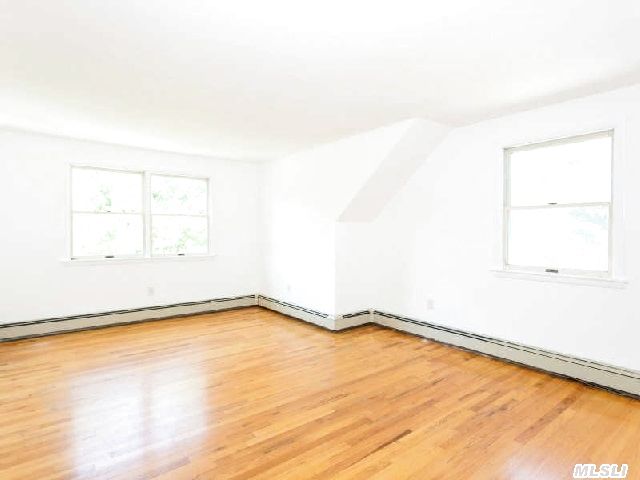 245 Silver Colt Rd