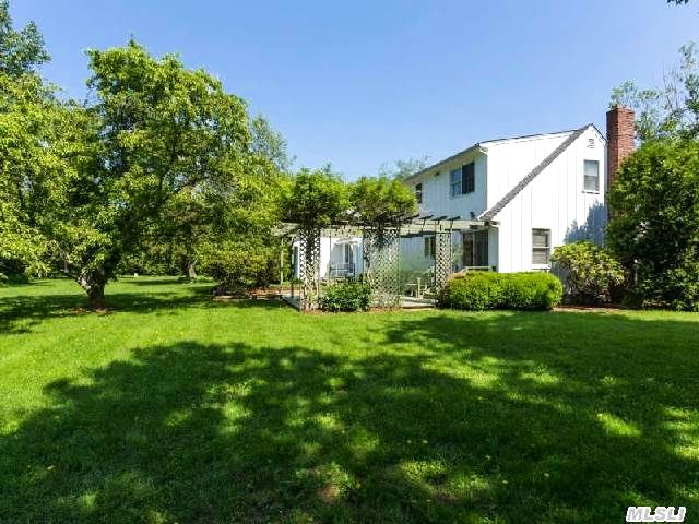 245 Silver Colt Rd