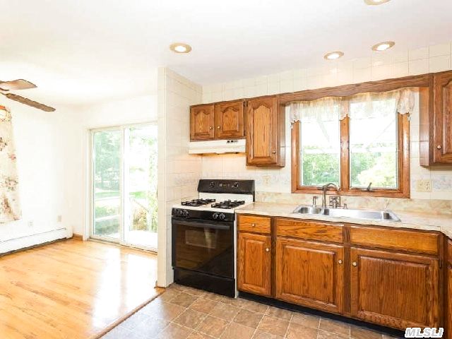245 Silver Colt Rd