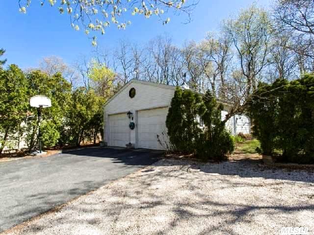 258 Church Ln