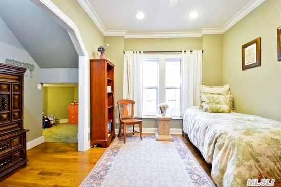705 Carrington Rd
