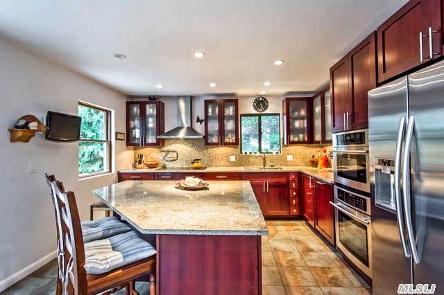 1280 N Parish Dr