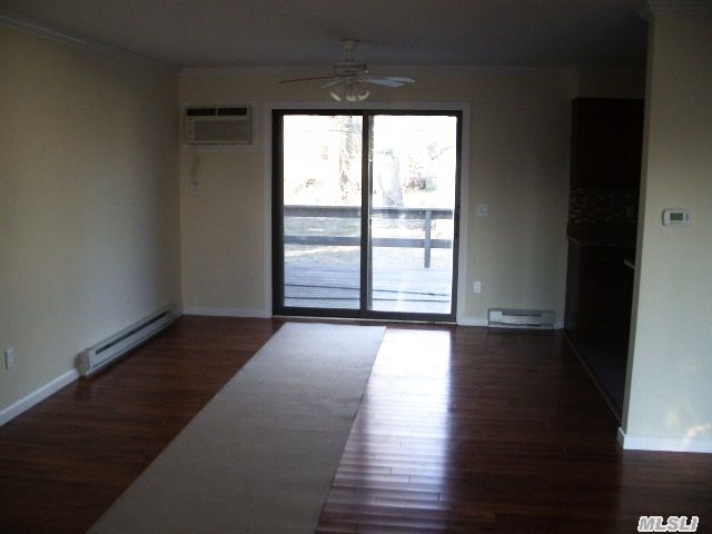 17 Locust St