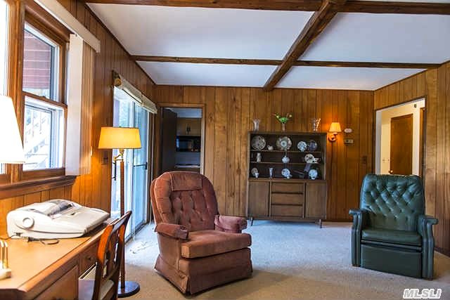 2010 N Bayview Rd Ext