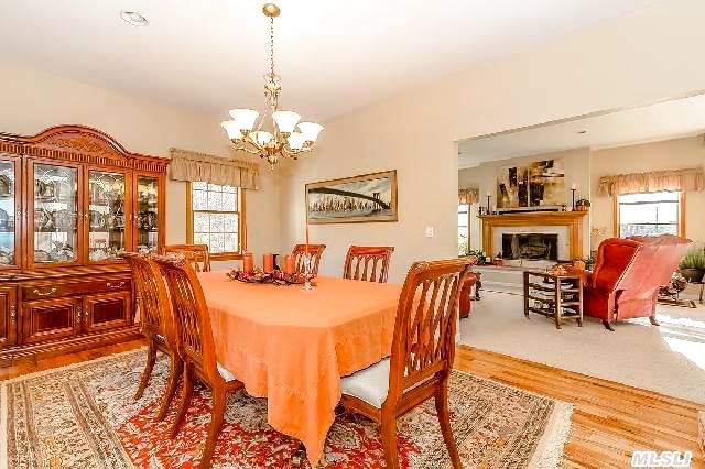 4 Bayberry Rd