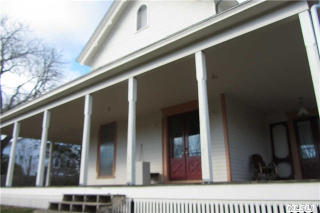 502 Front St