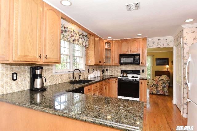 655 Eagle Nest Ct