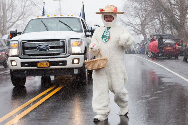 Jamesport_parade_ss_21