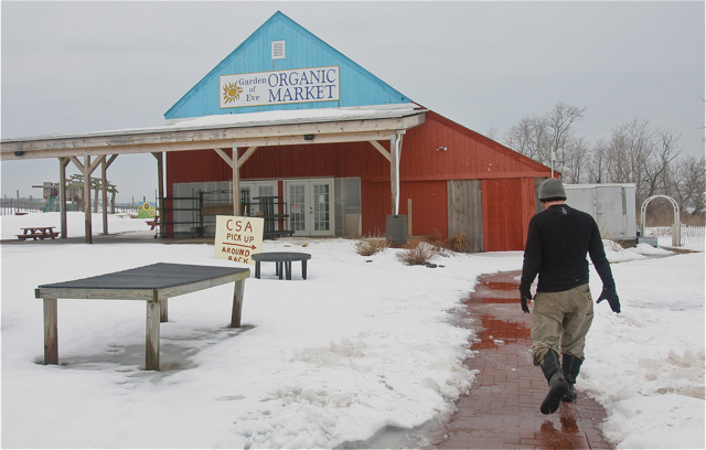 The market and café opens April 1st.