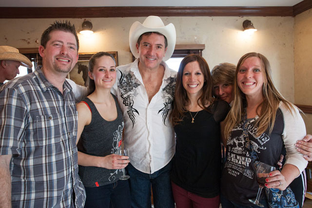 Southbound's Lou Lomangino, center, with devoted fans (from left) Shane Sint, Ashlie Robertson, Diana Indrigo, Robyn McKay, and Heather Laughlin. (Credit: Katharine Schroeder)