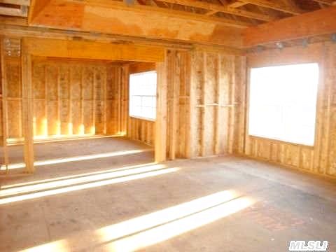 107 Canterbury Dr