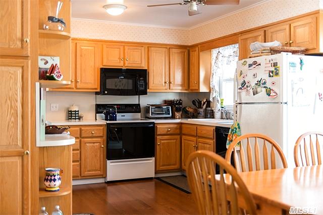 1450 Mill Creek Dr