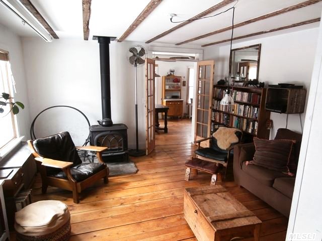 150 Sterling Ave