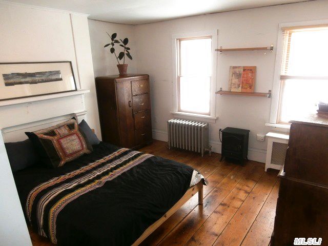 150 Sterling Ave