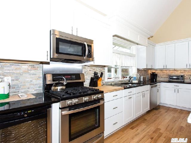 16 Sunshine Rd