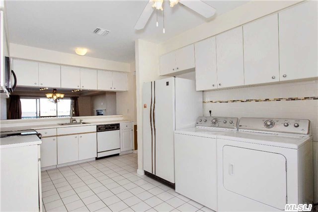 204 Fox Hill Dr