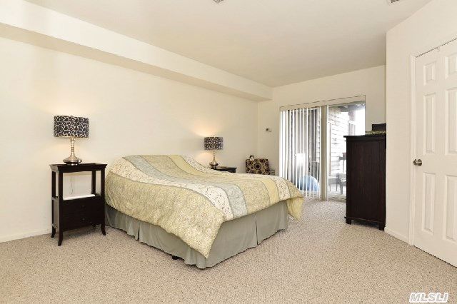 213 Fox Hill Dr