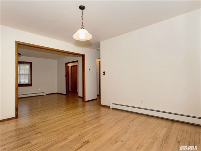 3 Gazon Rd