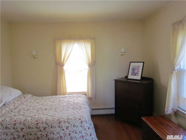 33 Harper Rd