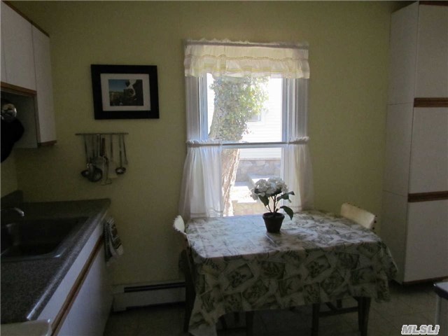 33 Harper Rd