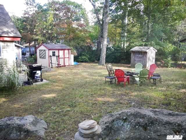 35 Cutlas St