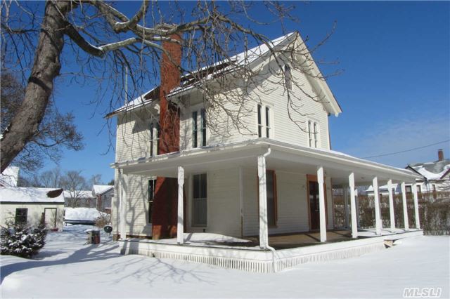 502 Front St