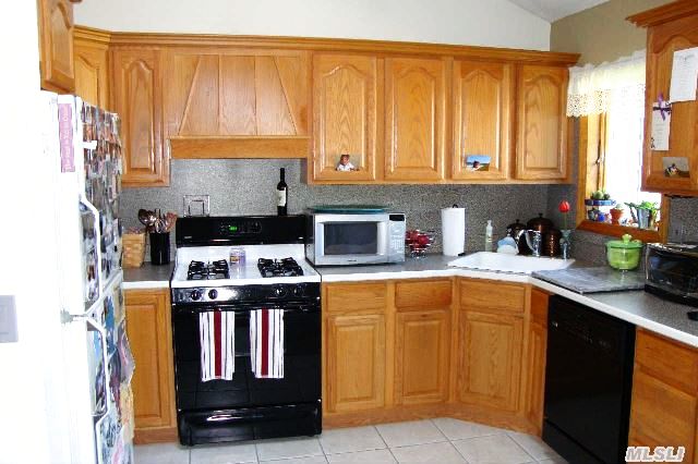 51 Jossica Ln