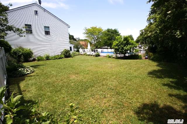 645 Bay Home Rd