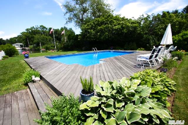 645 Bay Home Rd