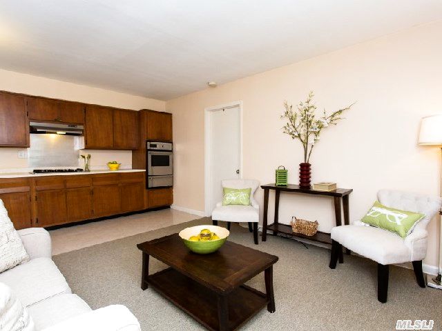 7 Jaspa Rd