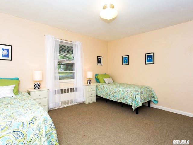 7 Jaspa Rd
