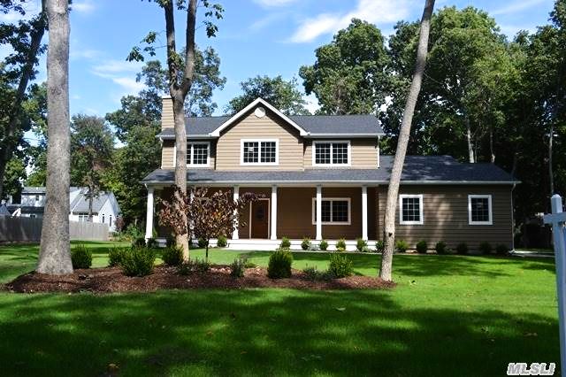 920 Moores Ln